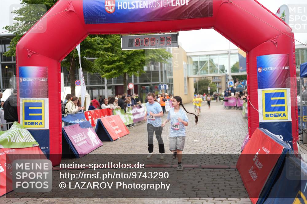 12.06.2026 - Holstenköstenlauf LAZAROV Photography http://msf.ph/oto/9743290 12.06.2026 16:53:32 Laufen 654, 1049, 16, 514, 517, 654, 1049 meine-sportfotos.de