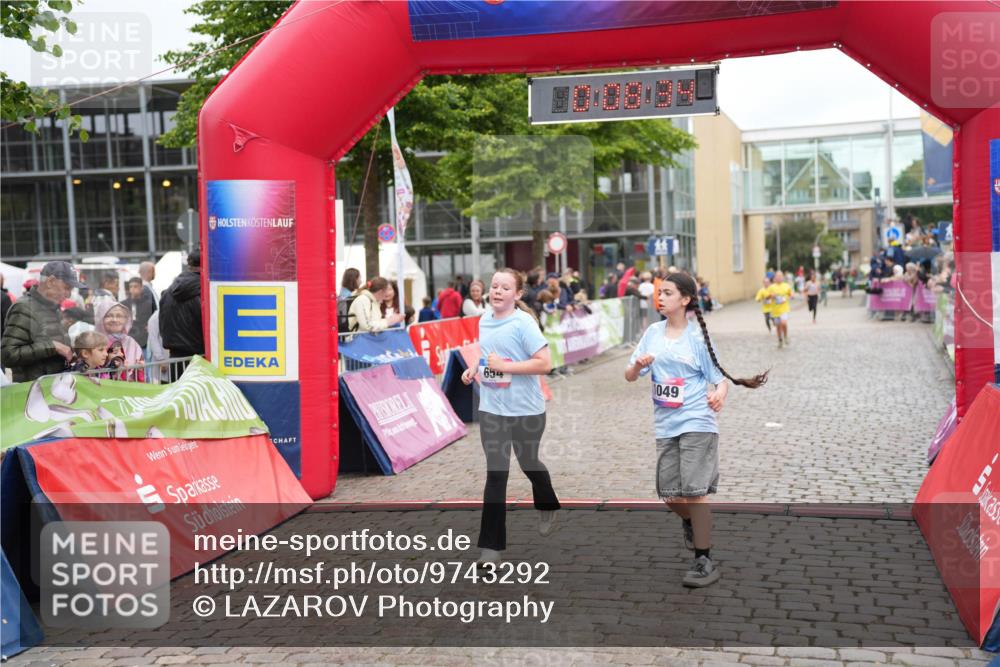 12.06.2026 - Holstenköstenlauf LAZAROV Photography http://msf.ph/oto/9743292 12.06.2026 16:53:33 Laufen 654, 1049, 514, 517, 654, 1049 meine-sportfotos.de