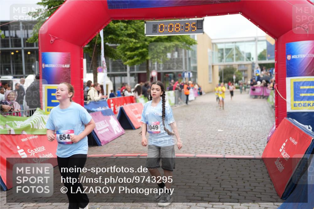 12.06.2026 - Holstenköstenlauf LAZAROV Photography http://msf.ph/oto/9743295 12.06.2026 16:53:34 Laufen 654, 10, 08, 35, 1049, 514, 517, 654, 1049 meine-sportfotos.de