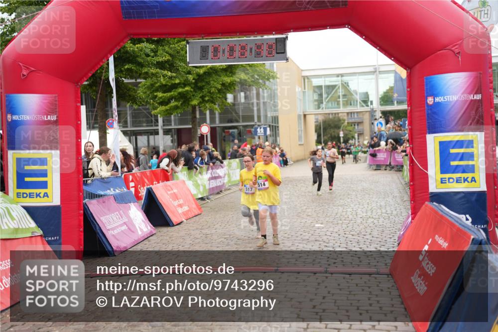 12.06.2026 - Holstenköstenlauf LAZAROV Photography http://msf.ph/oto/9743296 12.06.2026 16:53:38 Laufen 517, 514, 514, 517, 1053, 1063 meine-sportfotos.de