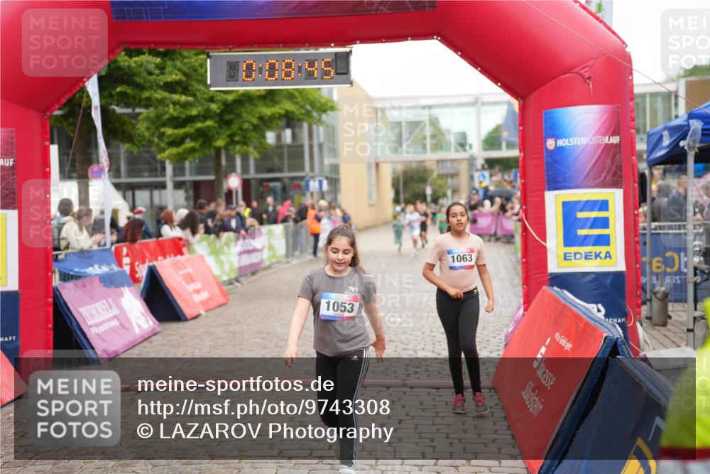12.06.2026 - Holstenköstenlauf LAZAROV Photography http://msf.ph/oto/9743308 12.06.2026 16:53:44 Laufen 0, 08, 45, 1053, 1063, 60, 1053, 1063 meine-sportfotos.de