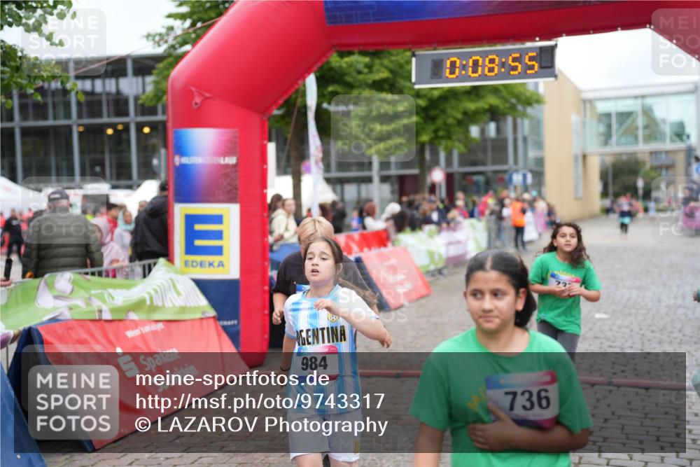 12.06.2026 - Holstenköstenlauf LAZAROV Photography http://msf.ph/oto/9743317 12.06.2026 16:53:54 Laufen 984, 0, 08, 55, 736, 736, 737, 984, 1397 meine-sportfotos.de