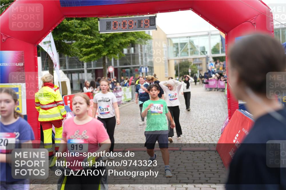 12.06.2026 - Holstenköstenlauf LAZAROV Photography http://msf.ph/oto/9743323 12.06.2026 16:54:18 Laufen 20, 919, 1278, 1558, 744, 1057, 660, 744, 919, 920, 986, 1051, 1057, 1278 meine-sportfotos.de