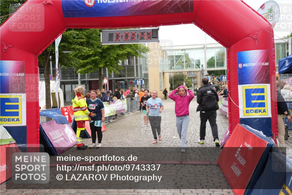 12.06.2026 - Holstenköstenlauf LAZAROV Photography http://msf.ph/oto/9743337 12.06.2026 16:54:40 Laufen 1558, 653, 653, 746 meine-sportfotos.de