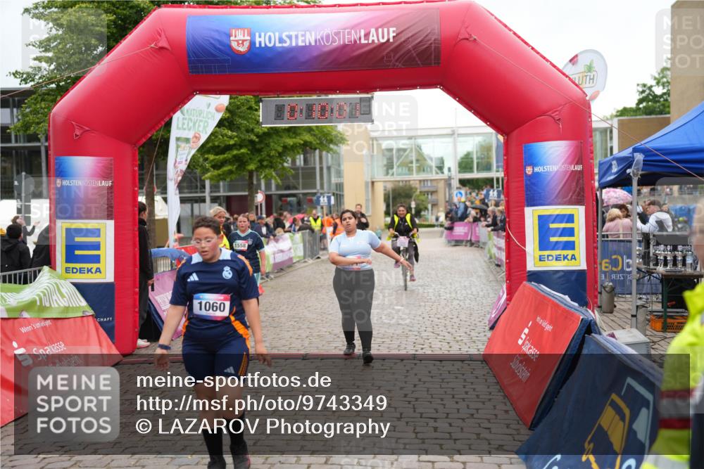 12.06.2026 - Holstenköstenlauf LAZAROV Photography http://msf.ph/oto/9743349 12.06.2026 16:55:00 Laufen 1558, 60, 3, 1060, 1060, 1071, 1558 meine-sportfotos.de