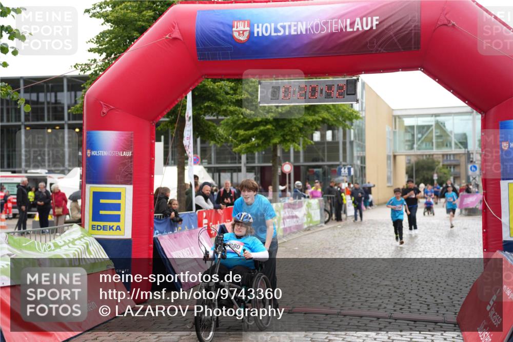 12.06.2026 - Holstenköstenlauf LAZAROV Photography http://msf.ph/oto/9743360 12.06.2026 17:05:40 Laufen 80 meine-sportfotos.de
