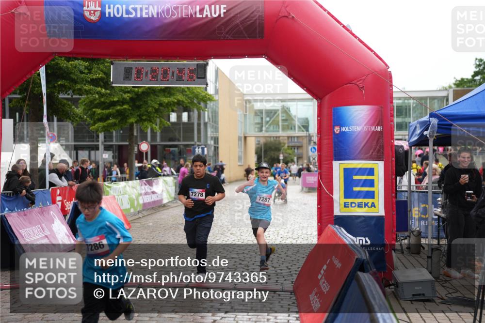 12.06.2026 - Holstenköstenlauf LAZAROV Photography http://msf.ph/oto/9743365 12.06.2026 17:05:45 Laufen 7286, 7287, 7278, 13 meine-sportfotos.de