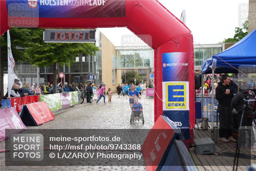 12.06.2026 - Holstenköstenlauf LAZAROV Photography http://msf.ph/oto/9743368 12.06.2026 17:05:49 Laufen 7318 meine-sportfotos.de