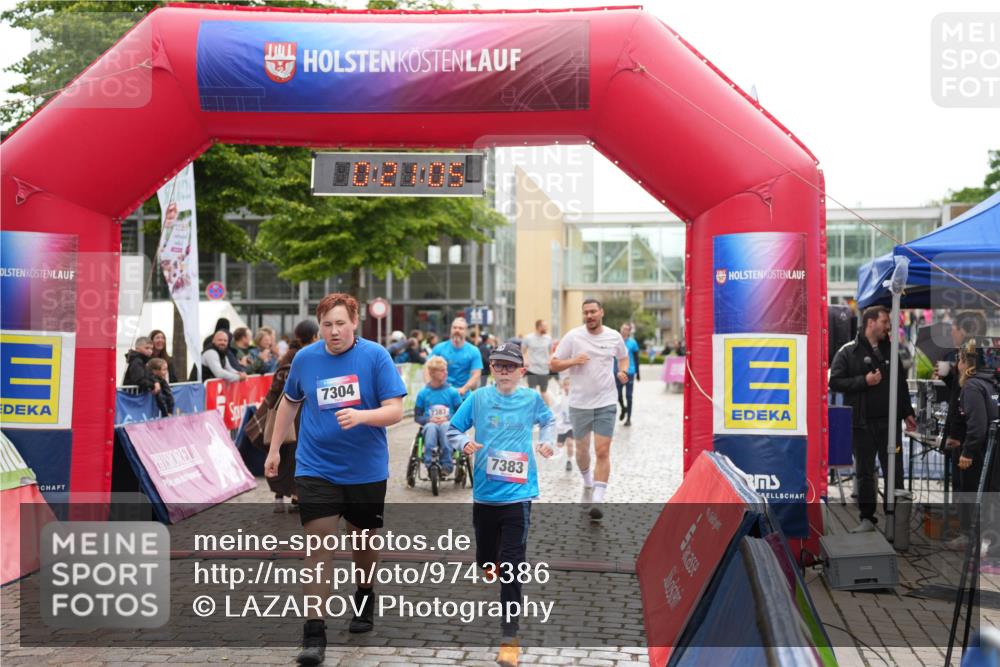 12.06.2026 - Holstenköstenlauf LAZAROV Photography http://msf.ph/oto/9743386 12.06.2026 17:06:03 Laufen 7304, 7387, 7383 meine-sportfotos.de