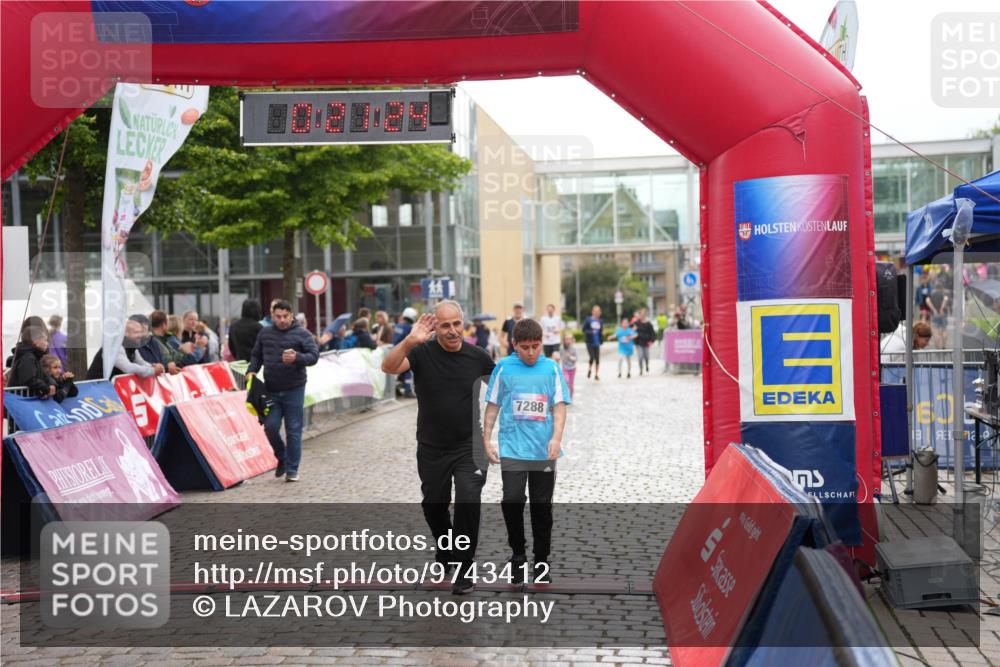 12.06.2026 - Holstenköstenlauf LAZAROV Photography http://msf.ph/oto/9743412 12.06.2026 17:06:23 Laufen 7288 meine-sportfotos.de