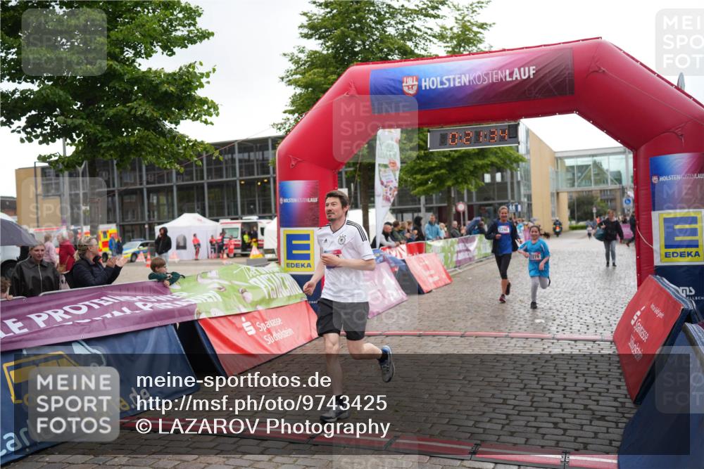 12.06.2026 - Holstenköstenlauf LAZAROV Photography http://msf.ph/oto/9743425 12.06.2026 17:06:33 Laufen 7296, 279 meine-sportfotos.de
