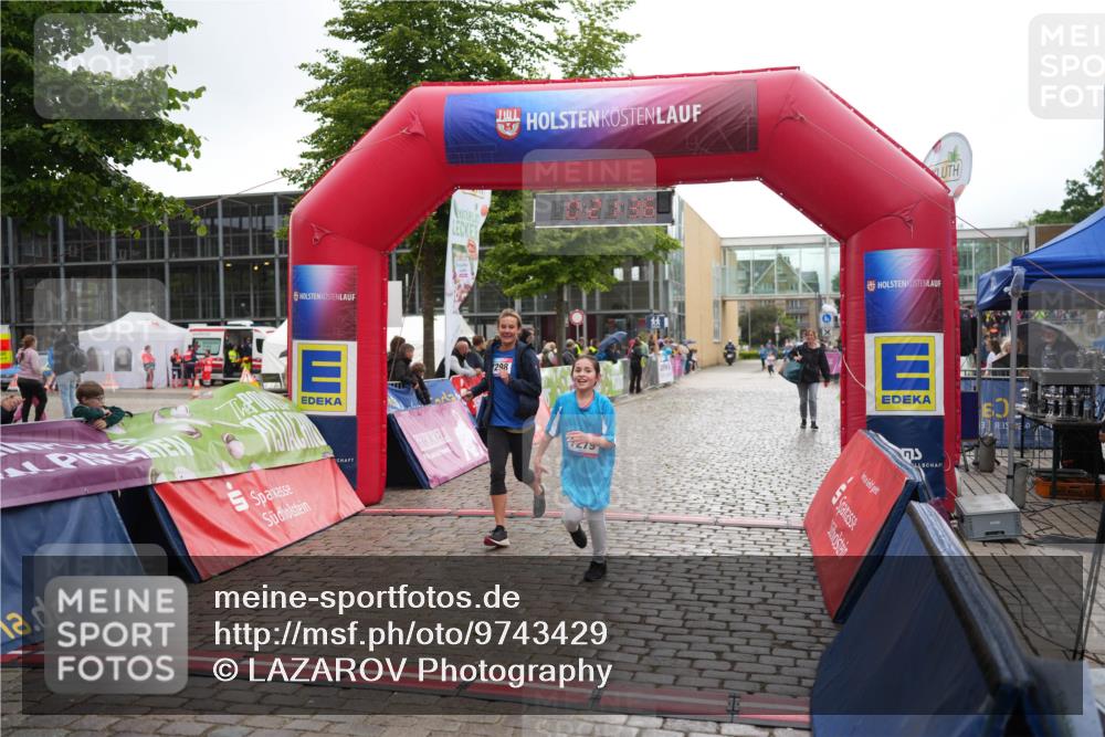 12.06.2026 - Holstenköstenlauf LAZAROV Photography http://msf.ph/oto/9743429 12.06.2026 17:06:35 Laufen 298, 215 meine-sportfotos.de
