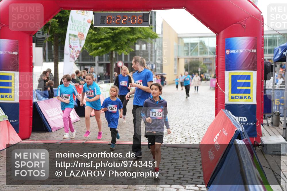 12.06.2026 - Holstenköstenlauf LAZAROV Photography http://msf.ph/oto/9743451 12.06.2026 17:07:05 Laufen 7266, 7263, 0, 22, 06, 7310, 41, 7307, 7312, 21 meine-sportfotos.de
