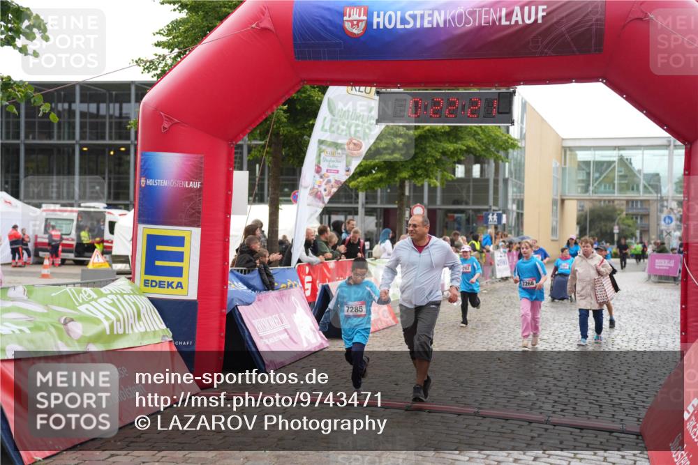 12.06.2026 - Holstenköstenlauf LAZAROV Photography http://msf.ph/oto/9743471 12.06.2026 17:07:20 Laufen 7285, 7268 meine-sportfotos.de