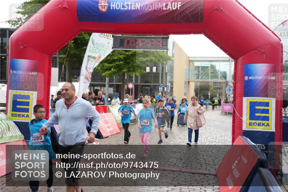 12.06.2026 - Holstenköstenlauf LAZAROV Photography http://msf.ph/oto/9743475 12.06.2026 17:07:21 Laufen 7285, 7262, 294, 7268, 7297 meine-sportfotos.de