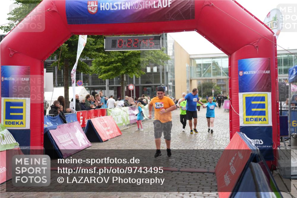 12.06.2026 - Holstenköstenlauf LAZAROV Photography http://msf.ph/oto/9743495 12.06.2026 17:07:44 Laufen 7475, 7359, 7309, 7264, 13, 6 meine-sportfotos.de