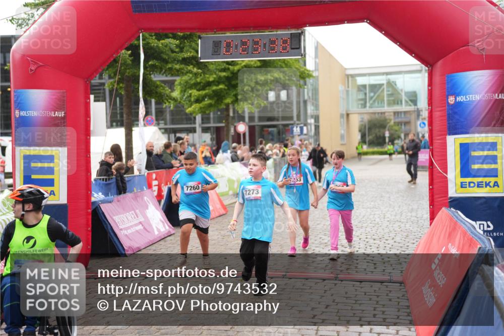 12.06.2026 - Holstenköstenlauf LAZAROV Photography http://msf.ph/oto/9743532 12.06.2026 17:08:37 Laufen 7982, 7260, 7273, 63 meine-sportfotos.de