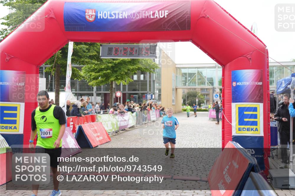 12.06.2026 - Holstenköstenlauf LAZAROV Photography http://msf.ph/oto/9743549 12.06.2026 17:09:14 Laufen 7001, 7276 meine-sportfotos.de
