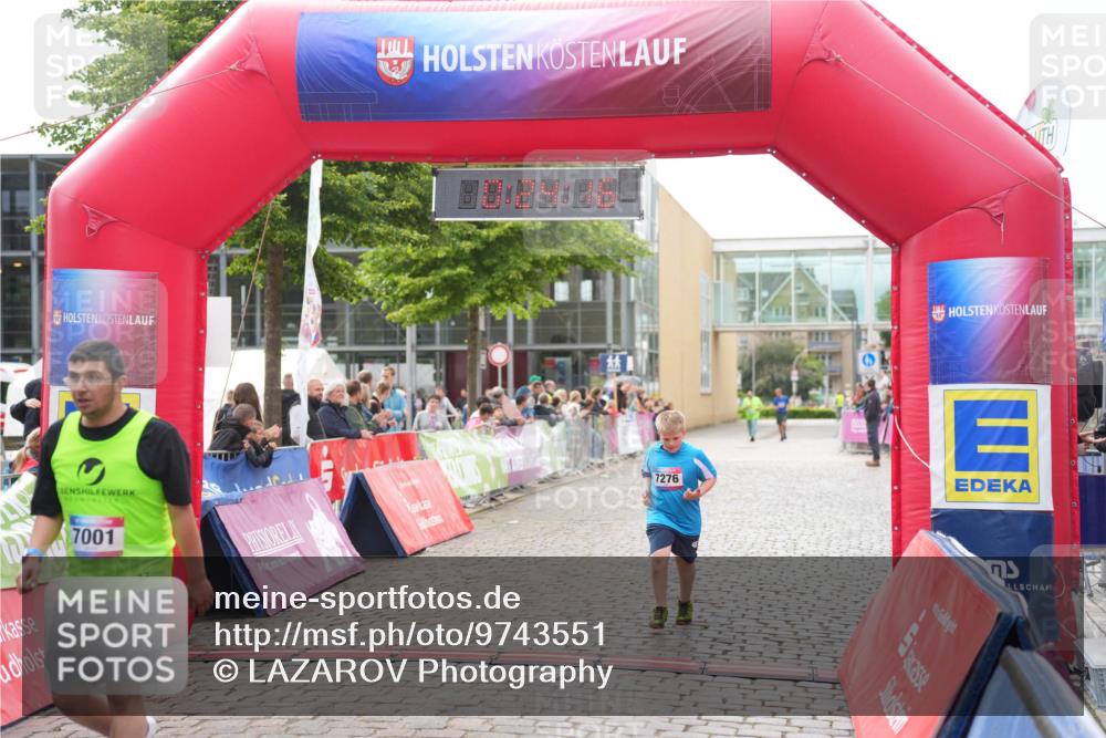 12.06.2026 - Holstenköstenlauf LAZAROV Photography http://msf.ph/oto/9743551 12.06.2026 17:09:14 Laufen 7001, 7276 meine-sportfotos.de