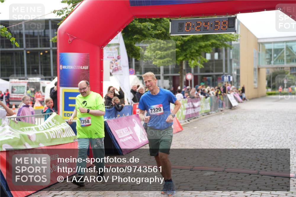 12.06.2026 - Holstenköstenlauf LAZAROV Photography http://msf.ph/oto/9743561 12.06.2026 17:09:36 Laufen 7358, 45, 7320, 10, 29, 38 meine-sportfotos.de