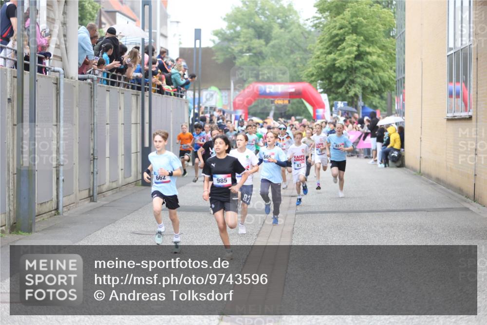12.06.2026 - Holstenköstenlauf Andreas Tolksdorf http://msf.ph/oto/9743596 12.06.2026 16:48:28 Laufen 662, 985, 800, 36, 665, 83, 65 meine-sportfotos.de