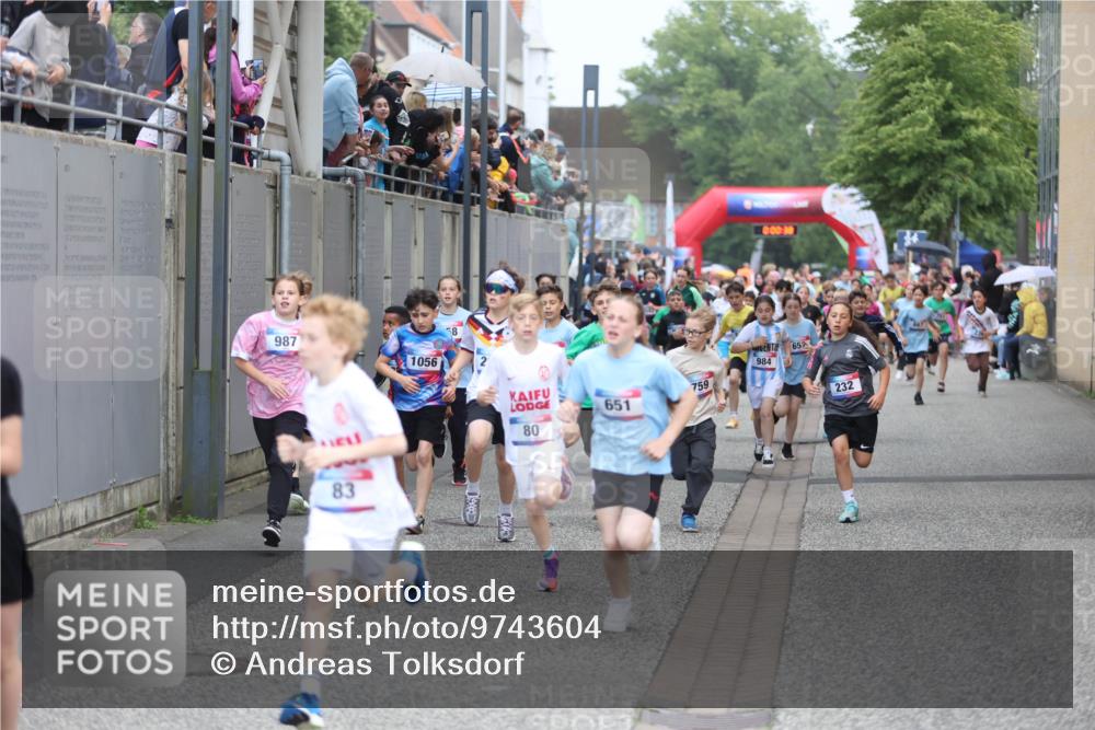12.06.2026 - Holstenköstenlauf Andreas Tolksdorf http://msf.ph/oto/9743604 12.06.2026 16:48:31 Laufen 20, 987, 1056, 58, 0, 00, 30, 652, 984, 759, 651, 80, 83, 232 meine-sportfotos.de