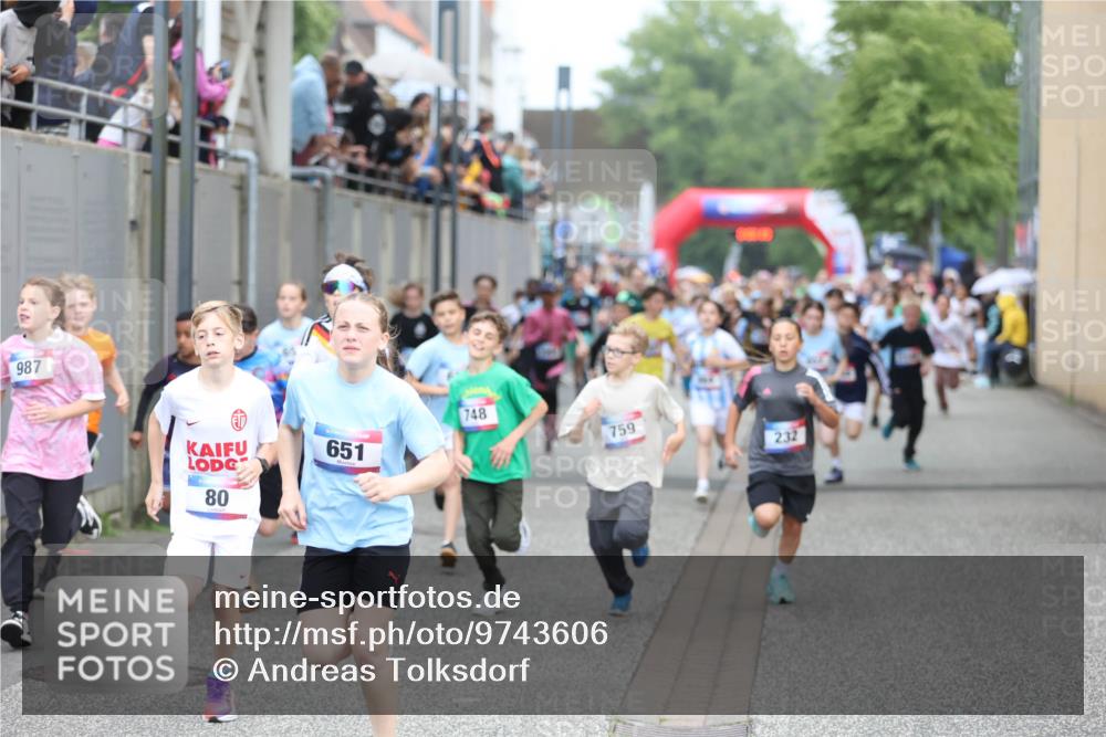 12.06.2026 - Holstenköstenlauf Andreas Tolksdorf http://msf.ph/oto/9743606 12.06.2026 16:48:32 Laufen 987, 80, 651, 748, 759, 232 meine-sportfotos.de