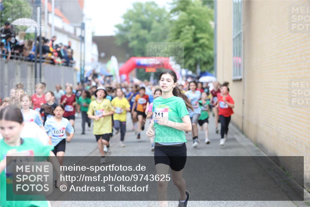 12.06.2026 - Holstenköstenlauf Andreas Tolksdorf http://msf.ph/oto/9743625 12.06.2026 16:48:48 Laufen 742, 1074, 741 meine-sportfotos.de