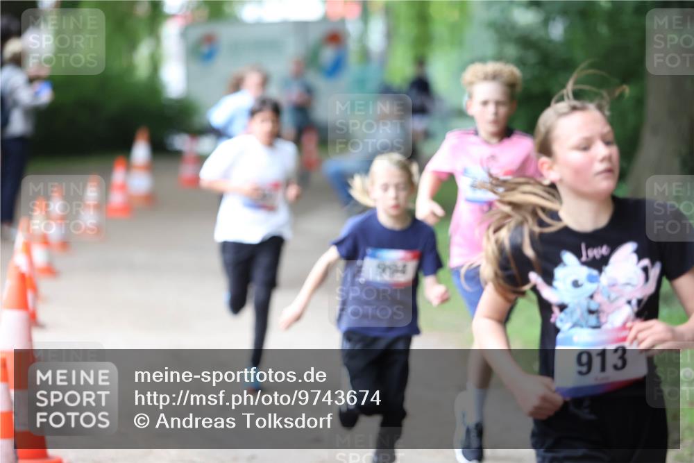 12.06.2026 - Holstenköstenlauf Andreas Tolksdorf http://msf.ph/oto/9743674 12.06.2026 16:52:51 Laufen 994, 913 meine-sportfotos.de