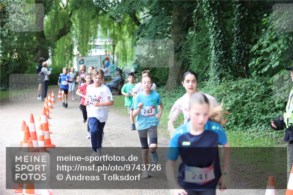 12.06.2026 - Holstenköstenlauf Andreas Tolksdorf http://msf.ph/oto/9743726 12.06.2026 16:53:51 Laufen 1259, 243, 241 meine-sportfotos.de