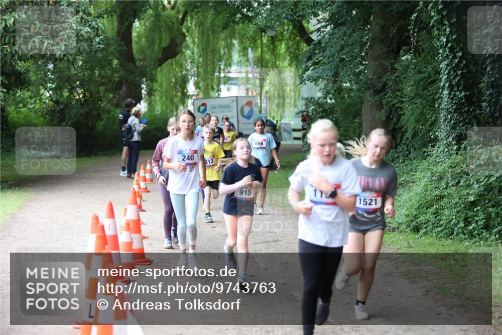 12.06.2026 - Holstenköstenlauf Andreas Tolksdorf http://msf.ph/oto/9743763 12.06.2026 16:54:21 Laufen 240, 513, 915, 656, 1521 meine-sportfotos.de