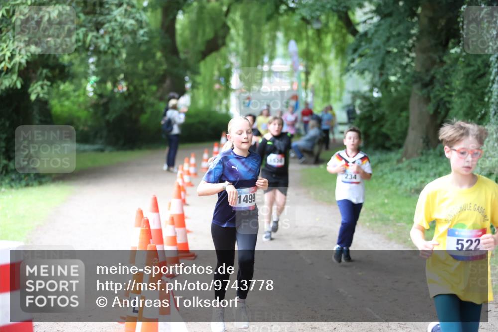 12.06.2026 - Holstenköstenlauf Andreas Tolksdorf http://msf.ph/oto/9743778 12.06.2026 16:54:42 Laufen 1499, 234, 522 meine-sportfotos.de
