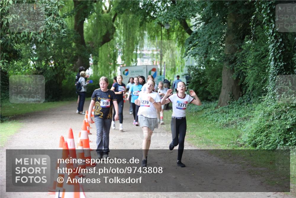 12.06.2026 - Holstenköstenlauf Andreas Tolksdorf http://msf.ph/oto/9743808 12.06.2026 16:55:11 Laufen 918, 1154, 231, 1279, 1271 meine-sportfotos.de