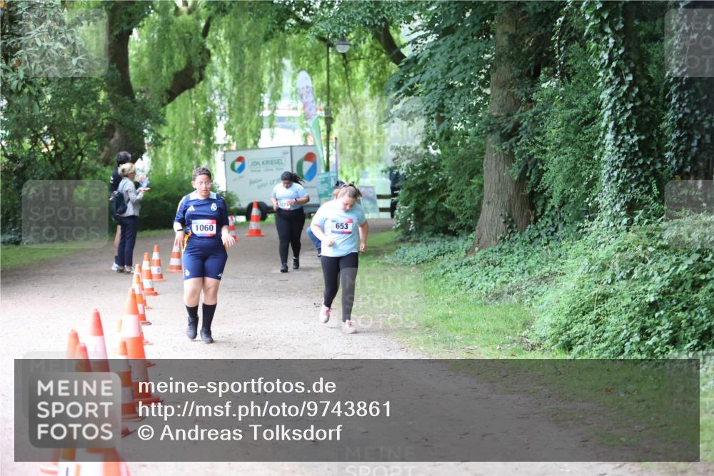 12.06.2026 - Holstenköstenlauf Andreas Tolksdorf http://msf.ph/oto/9743861 12.06.2026 16:56:29 Laufen 1060, 107, 653 meine-sportfotos.de