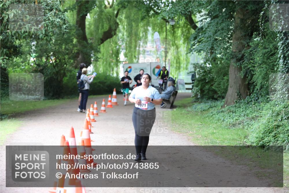 12.06.2026 - Holstenköstenlauf Andreas Tolksdorf http://msf.ph/oto/9743865 12.06.2026 16:56:38 Laufen 1071 meine-sportfotos.de