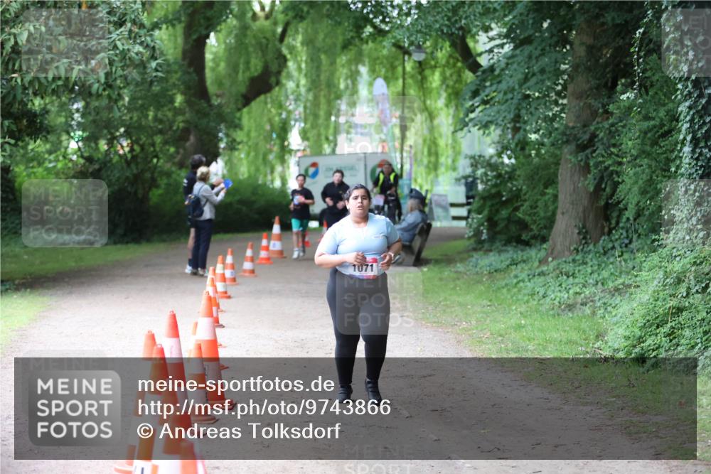 12.06.2026 - Holstenköstenlauf Andreas Tolksdorf http://msf.ph/oto/9743866 12.06.2026 16:56:38 Laufen 1071 meine-sportfotos.de