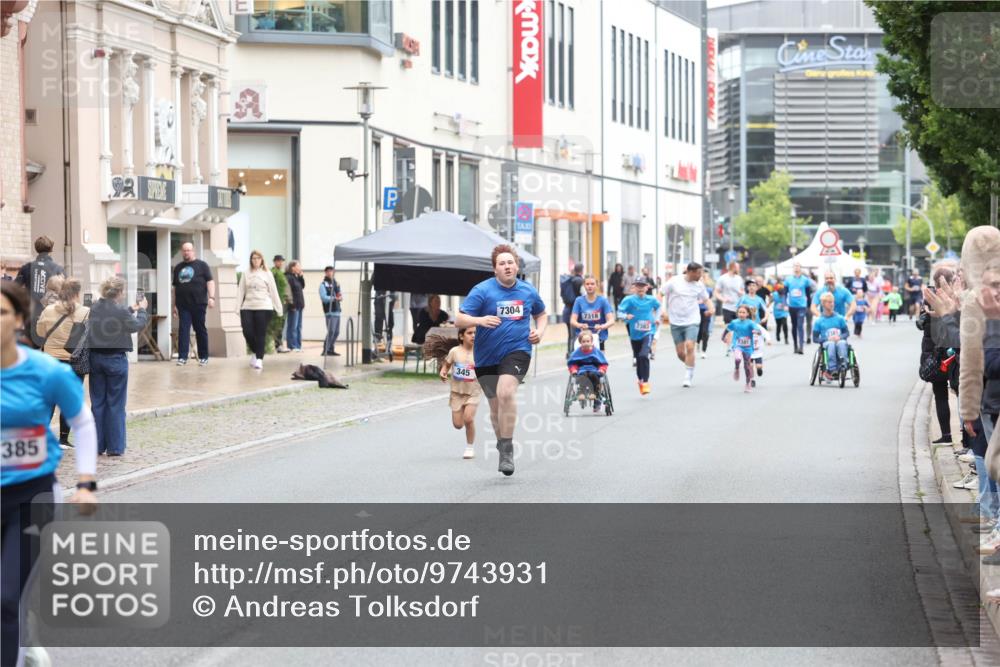 12.06.2026 - Holstenköstenlauf Andreas Tolksdorf http://msf.ph/oto/9743931 12.06.2026 17:07:29 Laufen 385, 345, 7304, 7318, 7383, 381 meine-sportfotos.de
