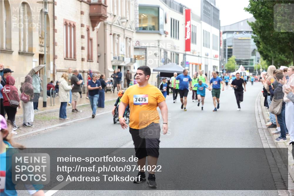 12.06.2026 - Holstenköstenlauf Andreas Tolksdorf http://msf.ph/oto/9744022 12.06.2026 17:08:51 Laufen 7475 meine-sportfotos.de