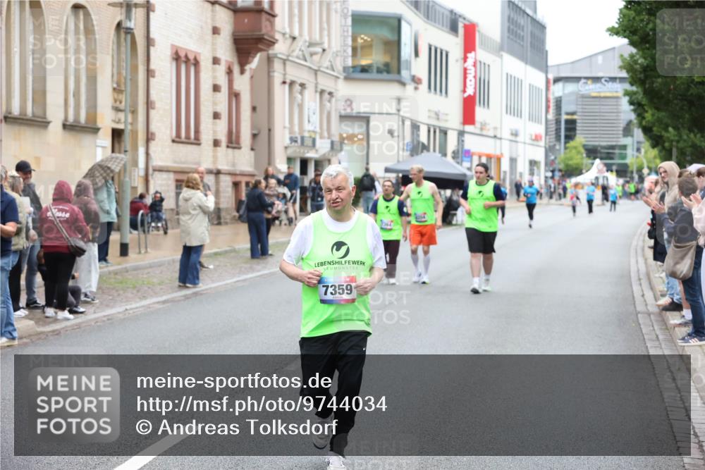 12.06.2026 - Holstenköstenlauf Andreas Tolksdorf http://msf.ph/oto/9744034 12.06.2026 17:09:01 Laufen 7359 meine-sportfotos.de
