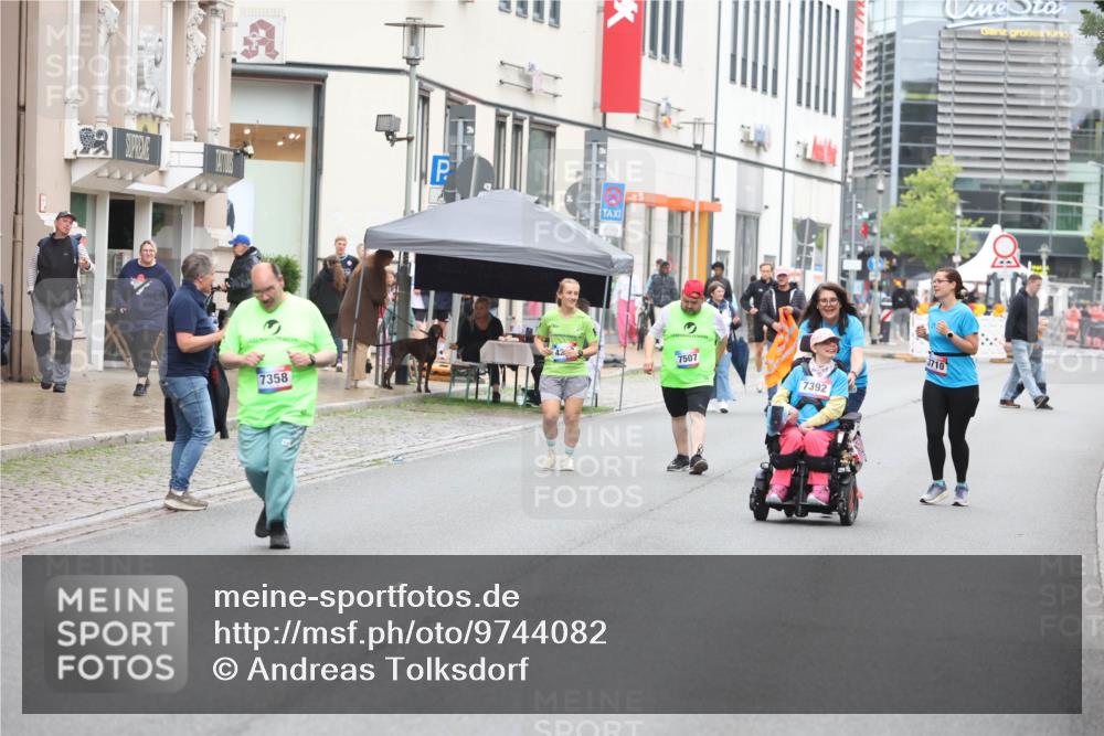 12.06.2026 - Holstenköstenlauf Andreas Tolksdorf http://msf.ph/oto/9744082 12.06.2026 17:10:38 Laufen 7358, 7507, 7392, 3710 meine-sportfotos.de