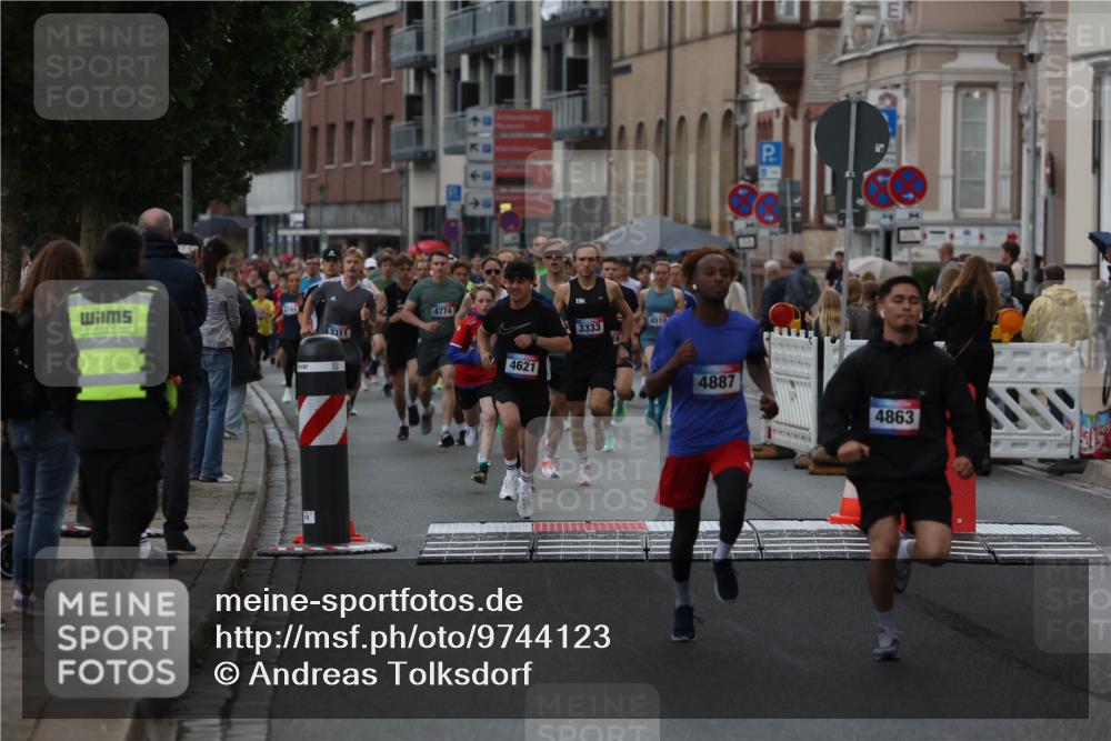 12.06.2026 - Holstenköstenlauf Andreas Tolksdorf http://msf.ph/oto/9744123 12.06.2026 17:33:14 Laufen 660, 9241, 3311, 4774, 4621, 3333, 18, 4519, 4887, 4863 meine-sportfotos.de