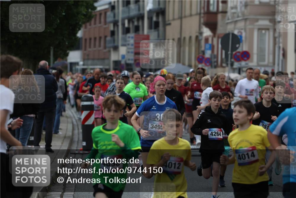 12.06.2026 - Holstenköstenlauf Andreas Tolksdorf http://msf.ph/oto/9744150 12.06.2026 17:33:32 Laufen 4898, 4539, 30, 3495, 4012, 4211, 4264, 351, 4014 meine-sportfotos.de
