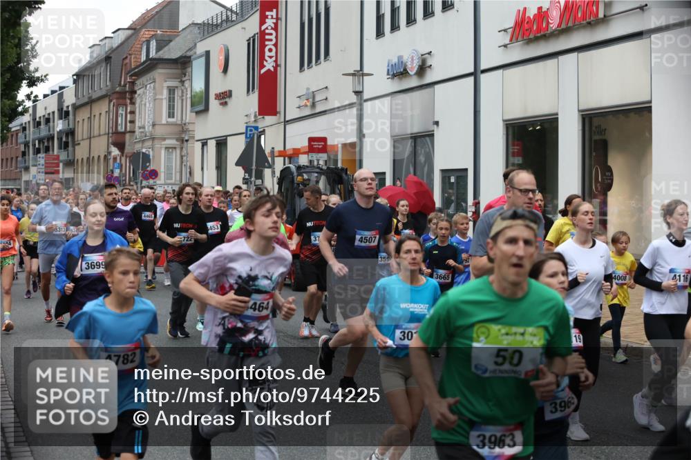 12.06.2026 - Holstenköstenlauf Andreas Tolksdorf http://msf.ph/oto/9744225 12.06.2026 17:34:27 Laufen 3313, 524, 3699, 4782, 4465, 453, 722, 37, 18, 464, 4507, 359, 3665, 30, 50, 19, 3963, 396, 24990, 4008, 4116 meine-sportfotos.de