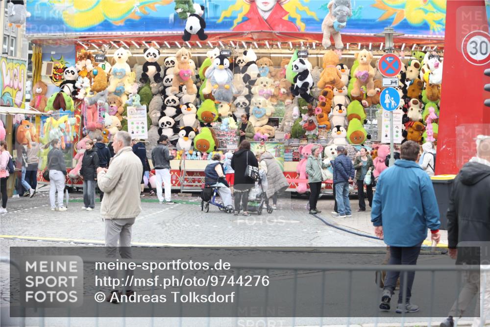 12.06.2026 - Holstenköstenlauf Andreas Tolksdorf http://msf.ph/oto/9744276 12.06.2026 17:45:01 Laufen 15, 30 meine-sportfotos.de