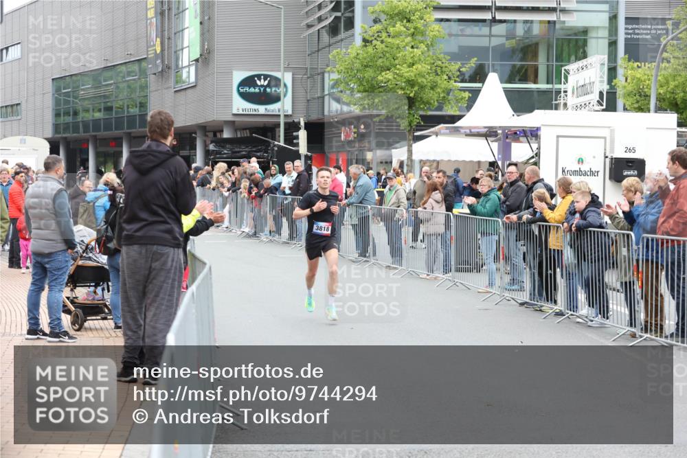 12.06.2026 - Holstenköstenlauf Andreas Tolksdorf http://msf.ph/oto/9744294 12.06.2026 17:49:50 Laufen 3818, 265 meine-sportfotos.de