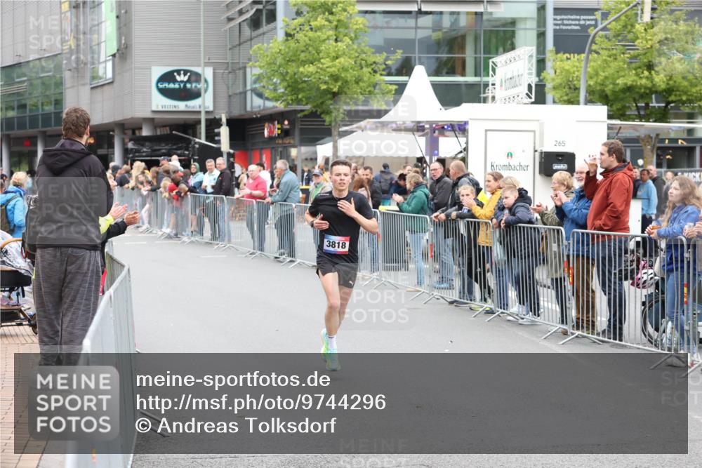 12.06.2026 - Holstenköstenlauf Andreas Tolksdorf http://msf.ph/oto/9744296 12.06.2026 17:49:51 Laufen 3818, 265 meine-sportfotos.de