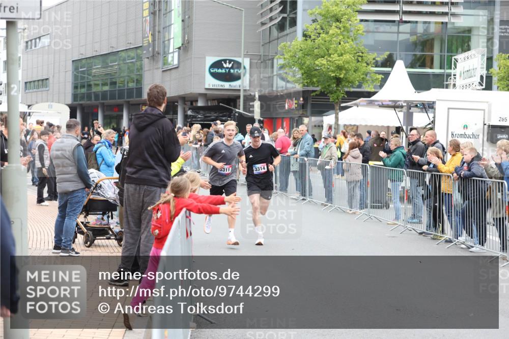 12.06.2026 - Holstenköstenlauf Andreas Tolksdorf http://msf.ph/oto/9744299 12.06.2026 17:50:05 Laufen 5311, 3314, 265 meine-sportfotos.de