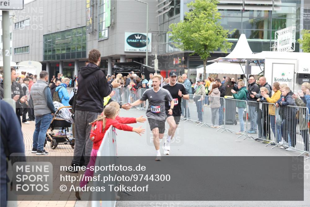 12.06.2026 - Holstenköstenlauf Andreas Tolksdorf http://msf.ph/oto/9744300 12.06.2026 17:50:06 Laufen 3311, 14, 265 meine-sportfotos.de