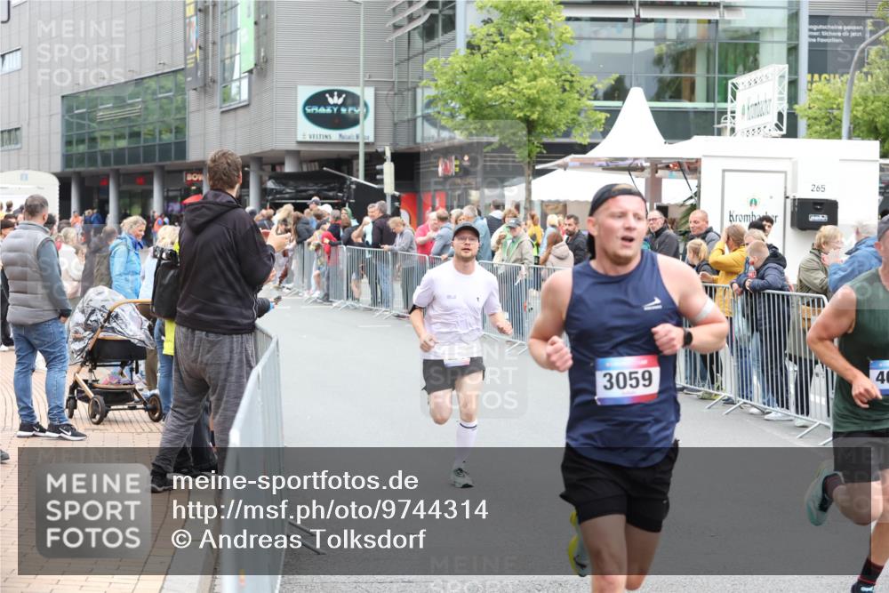 12.06.2026 - Holstenköstenlauf Andreas Tolksdorf http://msf.ph/oto/9744314 12.06.2026 17:50:31 Laufen 3059, 265, 40 meine-sportfotos.de