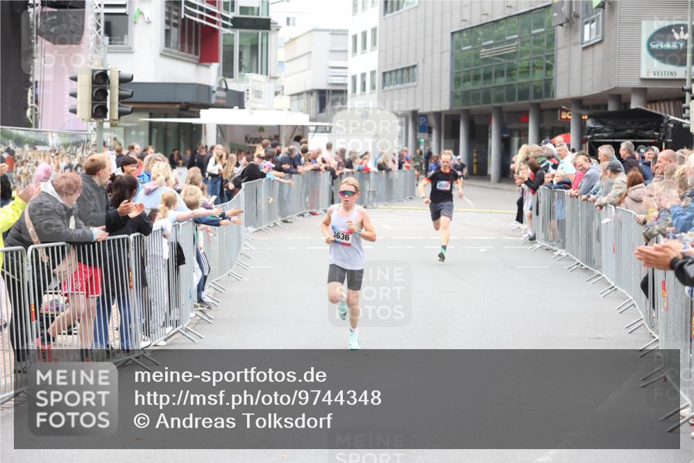 12.06.2026 - Holstenköstenlauf Andreas Tolksdorf http://msf.ph/oto/9744348 12.06.2026 17:51:24 Laufen 3636, 4520 meine-sportfotos.de